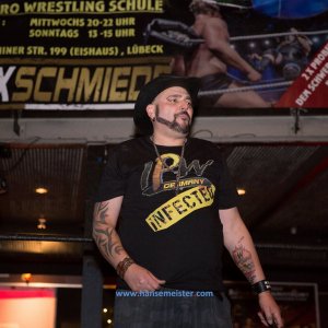 IPW_Christmas_Confused_2018-103