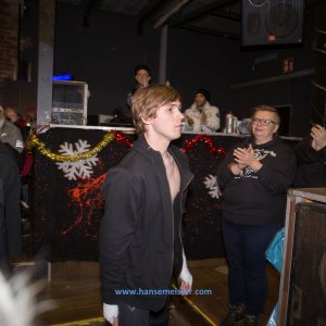 IPW_Christmas_Confused_2018-11