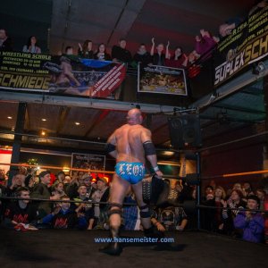 IPW_Christmas_Confused_2018-1277
