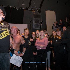IPW_Christmas_Confused_2018-1314