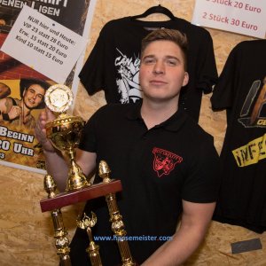IPW_Christmas_Confused_2018-1435