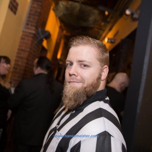 IPW_Christmas_Confused_2018-1449
