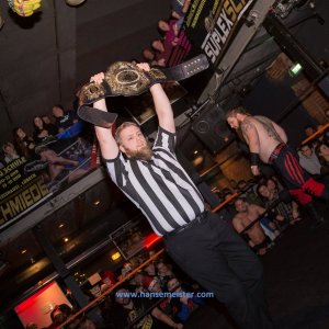 IPW_Christmas_Confused_2018-209