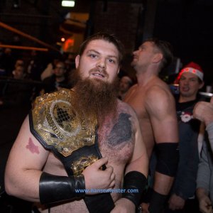 IPW_Christmas_Confused_2018-232