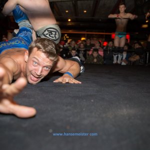 IPW_Christmas_Confused_2018-335