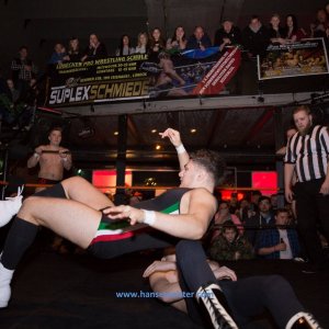 IPW_Christmas_Confused_2018-362