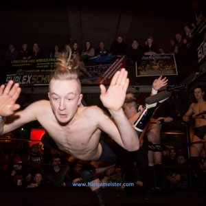 IPW_Christmas_Confused_2018-386