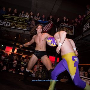 IPW_Christmas_Confused_2018-520
