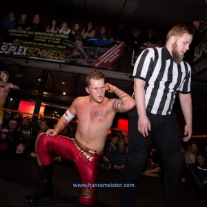 IPW_Christmas_Confused_2018-548
