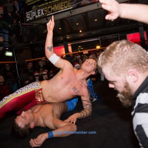 IPW_Christmas_Confused_2018-590