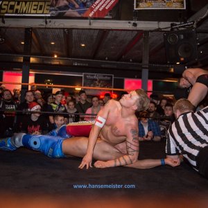 IPW_Christmas_Confused_2018-613