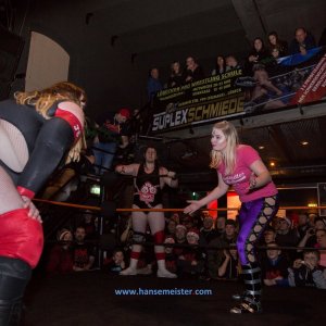 IPW_Christmas_Confused_2018-680
