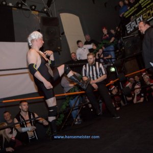 IPW_Christmas_Confused_2018-861