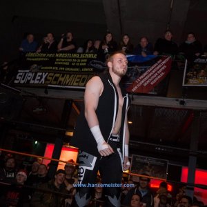 IPW_Christmas_Confused_2018-868