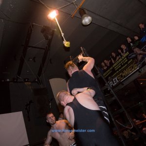 IPW_Christmas_Confused_2018-947