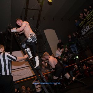 IPW_Christmas_Confused_2018-973