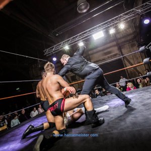 IPW-CIRCLE-OF-CHAMPIONS-30-MEN-RUMBLE-2020-1994