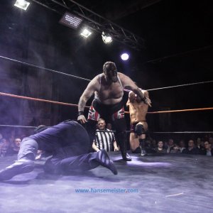 IPW-CIRCLE-OF-CHAMPIONS-30-MEN-RUMBLE-2020-3085
