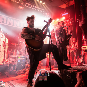 manntra-und-tanzwut-knust-2023-26