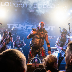 manntra-und-tanzwut-knust-2023-761