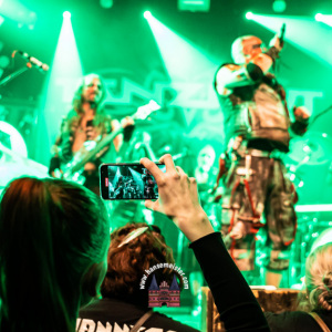 manntra-und-tanzwut-knust-2023-817