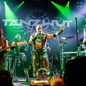 manntra-und-tanzwut-knust-2023-818