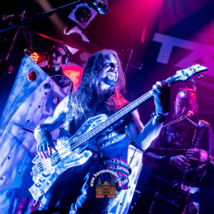 manntra-und-tanzwut-knust-2023-893