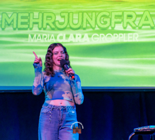 Maria-Clara-Groppler-Mehrjungfrau-im-Riders-Cafe-19-04-2026-97