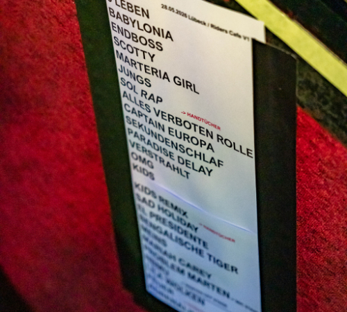 Marteria-WarmUp-Show-im-Riders-Cafe-2026-13