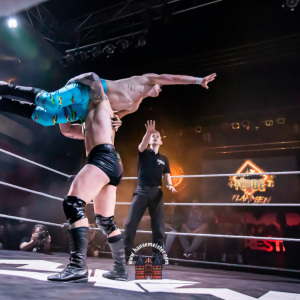 maximum-wrestling-foerde-in-flammen-2023-1066