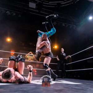 maximum-wrestling-foerde-in-flammen-2023-1107
