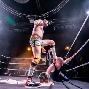 maximum-wrestling-foerde-in-flammen-2023-1271