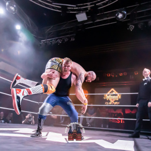 maximum-wrestling-foerde-in-flammen-2023-1374