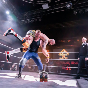 maximum-wrestling-foerde-in-flammen-2023-1376