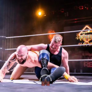 maximum-wrestling-foerde-in-flammen-2023-1394