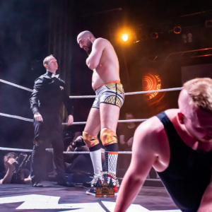 maximum-wrestling-foerde-in-flammen-2023-1427