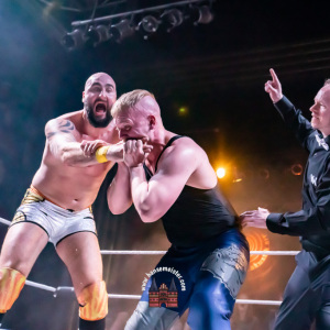 maximum-wrestling-foerde-in-flammen-2023-1437