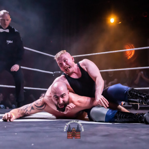 maximum-wrestling-foerde-in-flammen-2023-1440