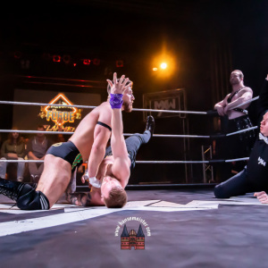 maximum-wrestling-foerde-in-flammen-2023-566