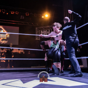 maximum-wrestling-foerde-in-flammen-2023-7