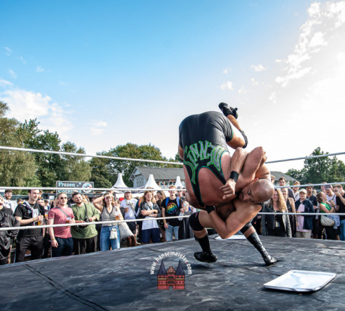 Maximum-Wrestling-beim-Funhouse-Festival-Kiel-2023-300