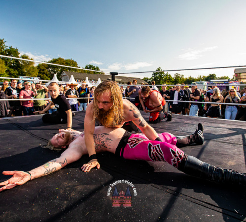 Maximum-Wrestling-beim-Funhouse-Festival-Kiel-2023-640