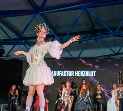 2026-08.08-Mera-Luna-Sa-hansemeister.com-2254