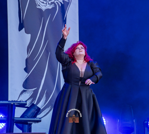 2026-08.09-Mera-Luna-So-hansemeister.com-1698