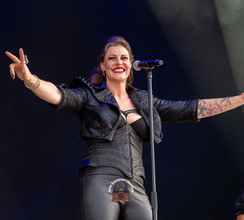 2026-08.09-Mera-Luna-So-hansemeister.com-2012