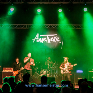 MOST-WANTED-PEACE-Anne-Theke80