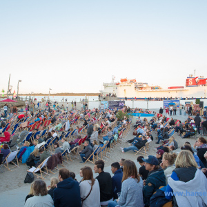 Open_Air_Kino_unterm_Ostseehimmel_Travem_nde_mit_CRO_31_