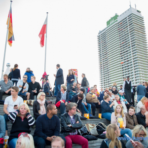 Open_Air_Kino_unterm_Ostseehimmel_Travem_nde_mit_CRO_95_