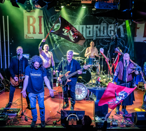 Ragnaroeek-mit-Support-Cultus-Ferox-im-Riders-Cafe-2026-1041