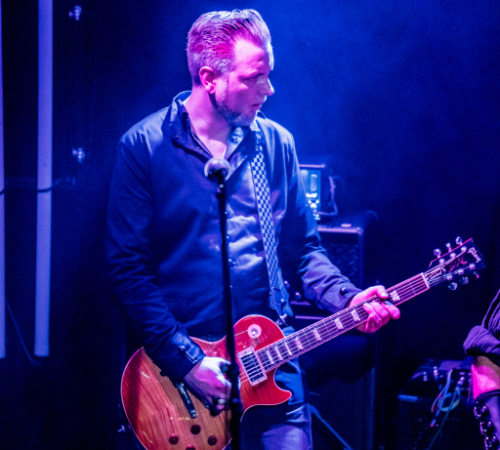 Ragnaroeek-mit-Support-Cultus-Ferox-im-Riders-Cafe-2026-1172